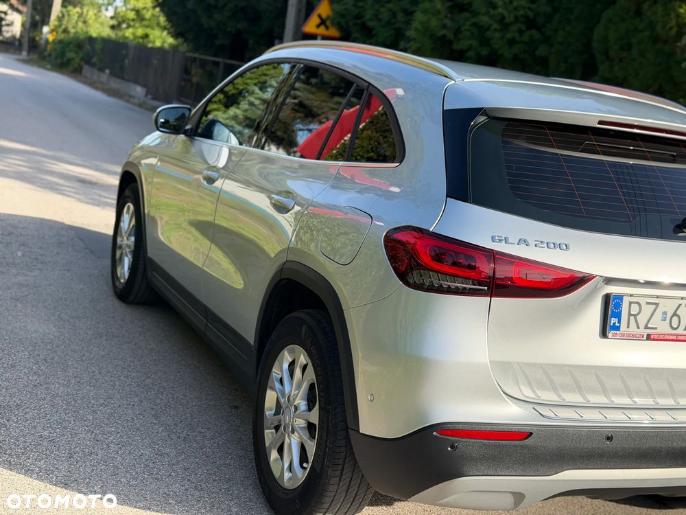 Mercedes-Benz GLA 200 Style - 39