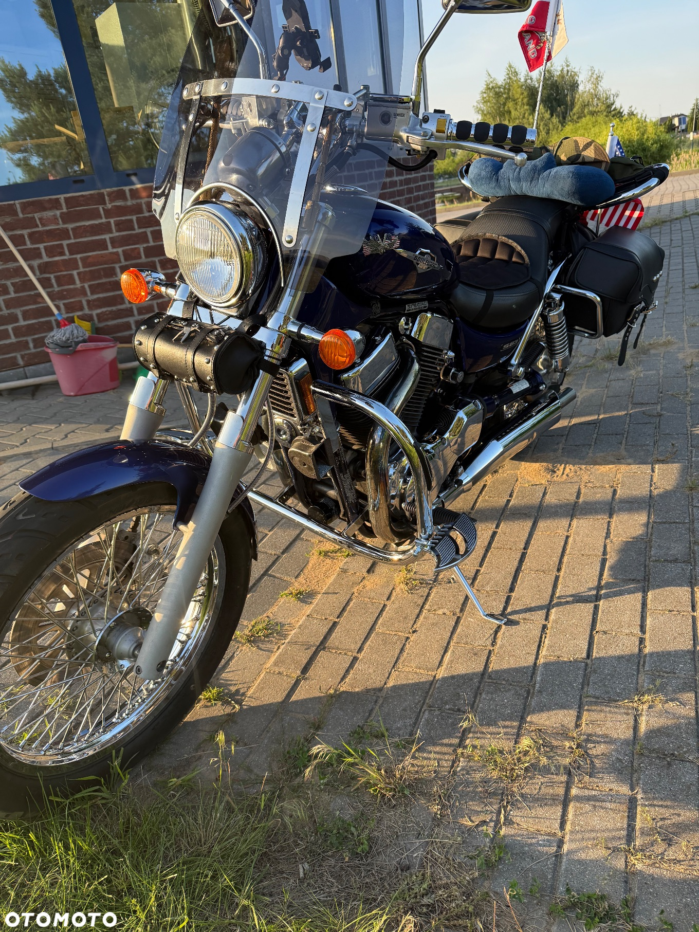 Suzuki Boulevard - 8