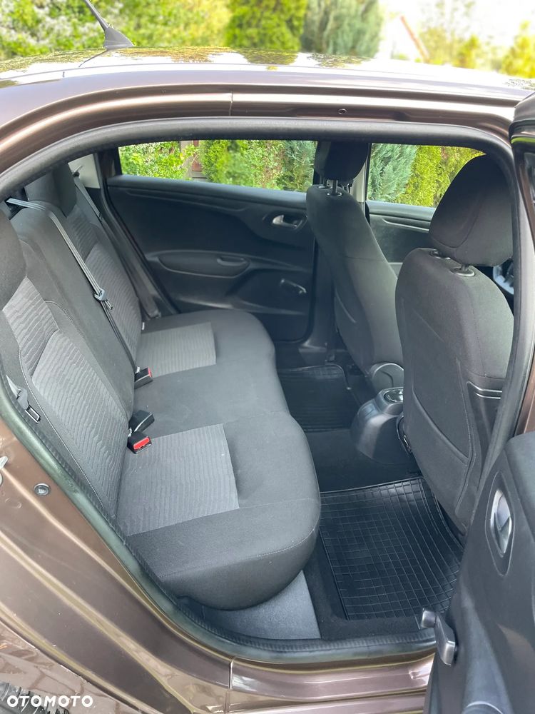 Peugeot 301 1.2 VTi/Pure Tech Access - 16