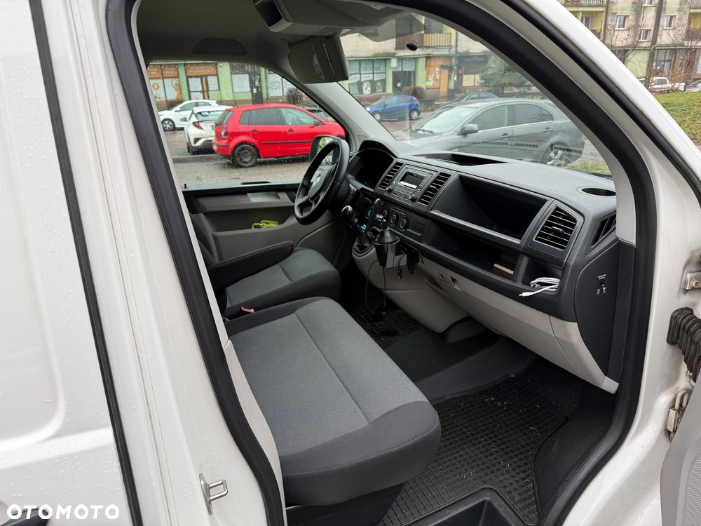 Volkswagen Transporter T6 - 10