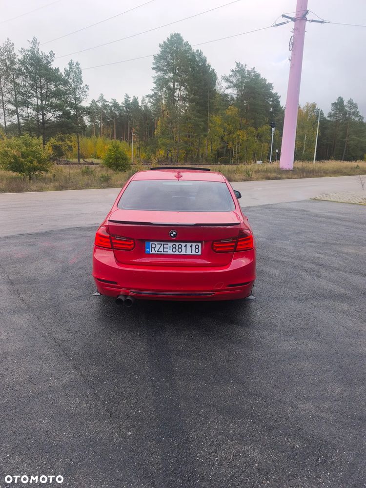 BMW Seria 3 - 18