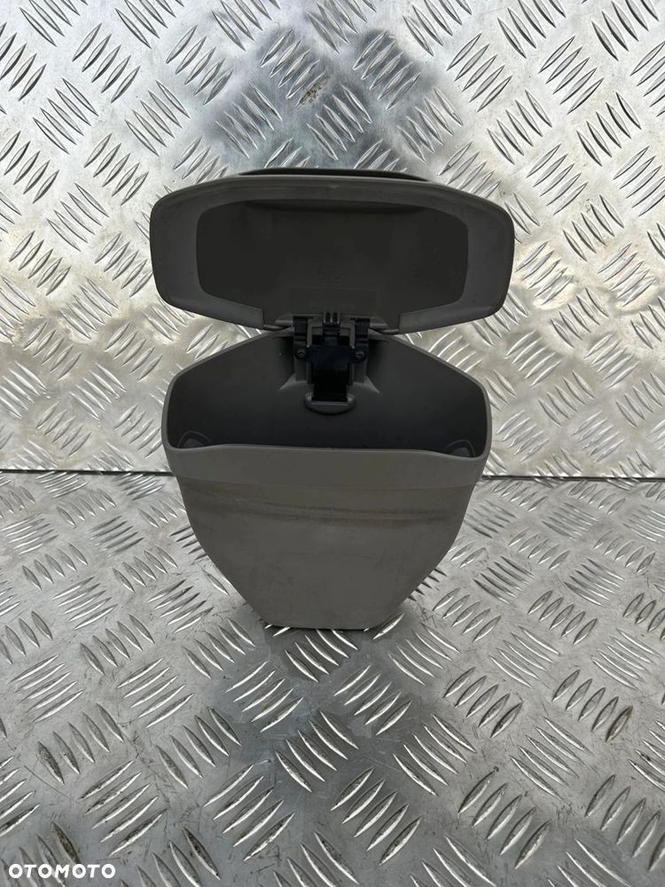 KUBEK NA ŚMIECI SCANIA NTG - 2