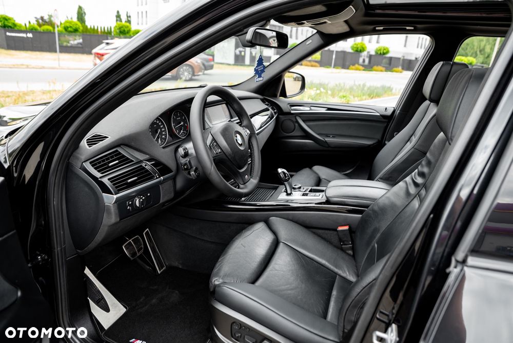 BMW X5 xDrive40d - 16