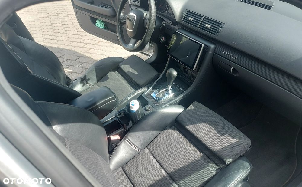 Audi A4 Limousine - 7