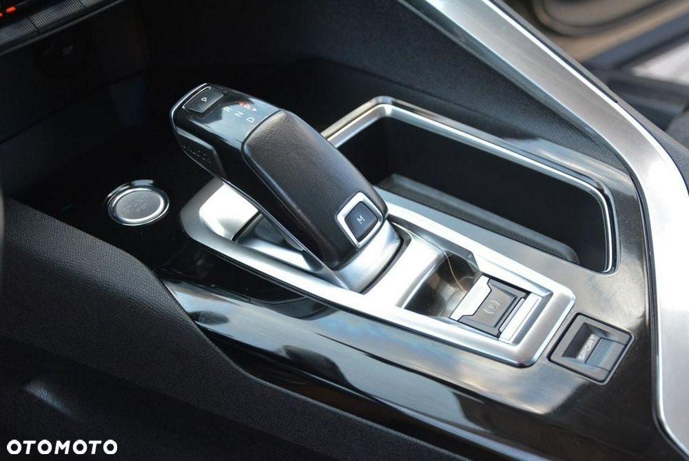 Peugeot 5008 THP 165 EAT6 Stop & Start Allure - 36
