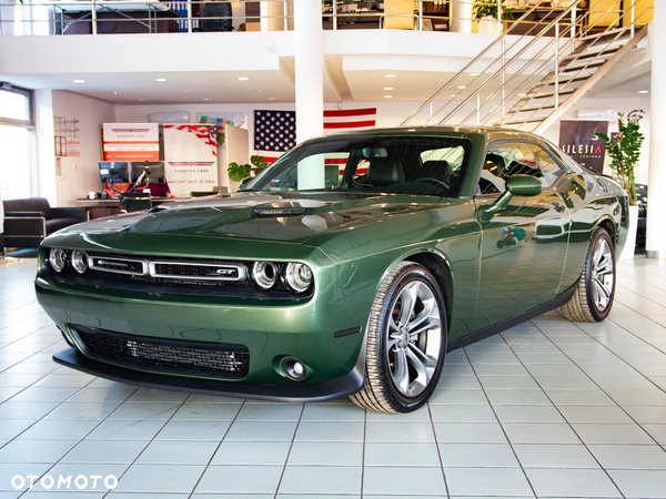 Dodge Challenger