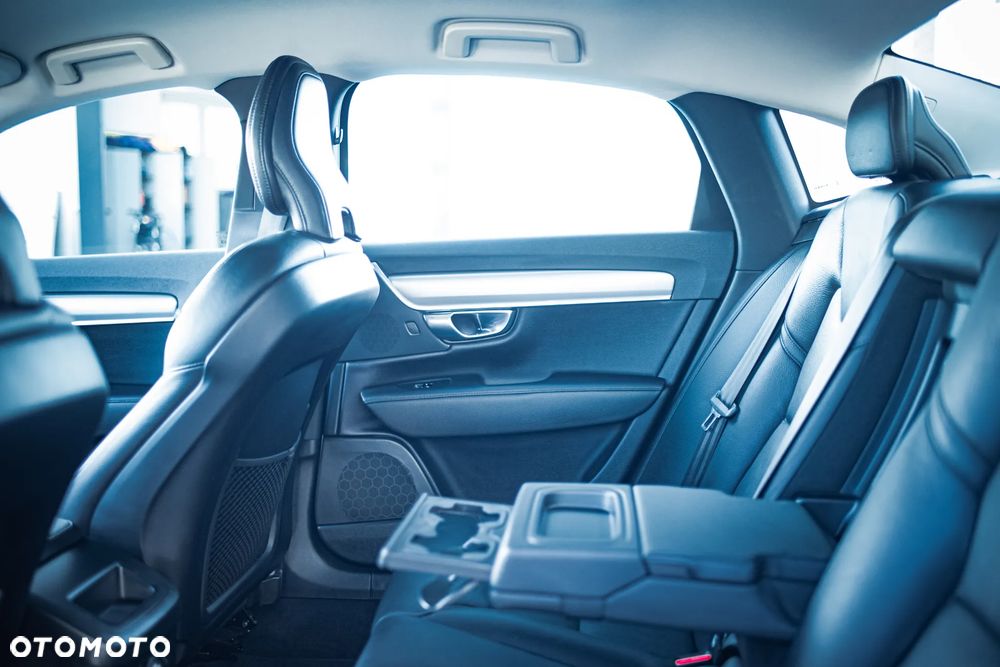 Volvo S90 - 15