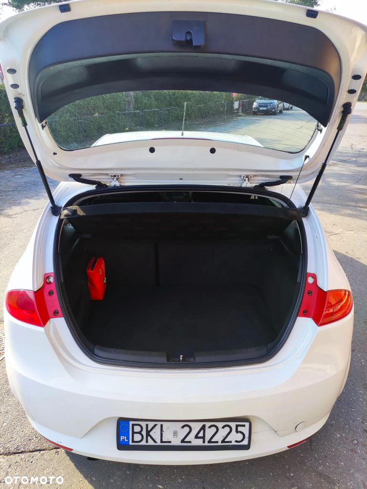 Seat Leon 1.6 Reference - 6