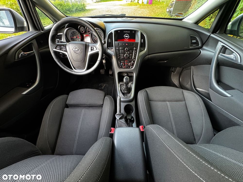 Opel Astra 1.4 Turbo - 22