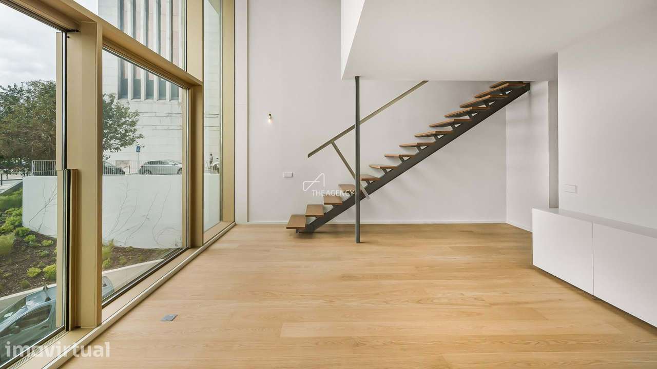 Duplex T1+1 com Espaço Exterior em Localização Premium em Lisboa - Grande imagem: 5/34