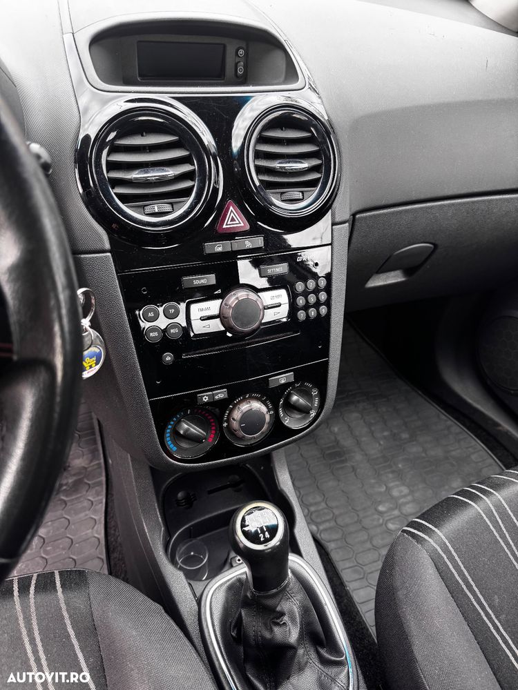 Opel Corsa - 14