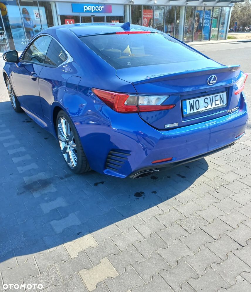 Lexus RC 200t / 300 F Sport - 16