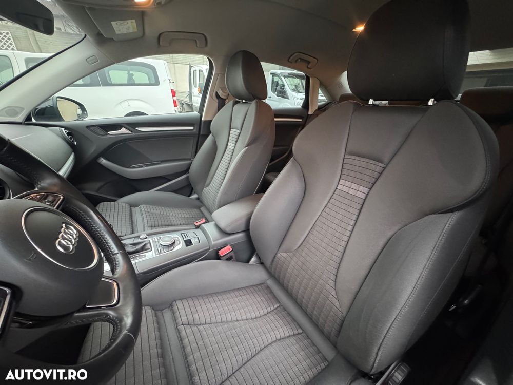 Audi A3 2.0 TDI ack S tronic - 13