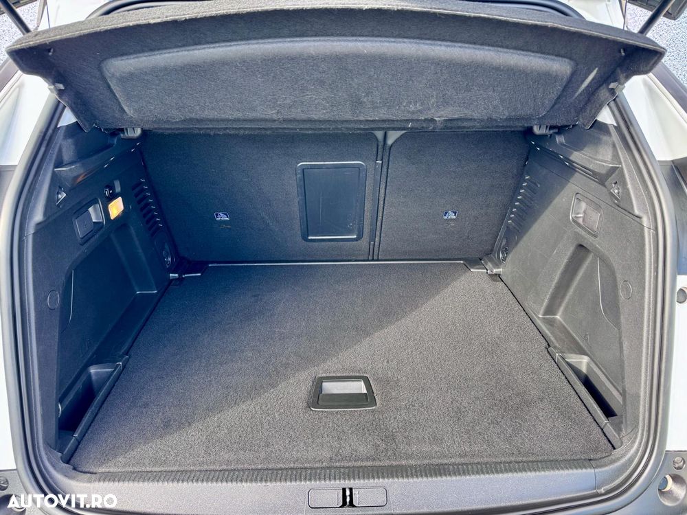 Peugeot 3008 1.2 PureTech S&S EAT8 Allure - 37