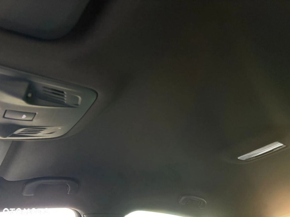 Opel Astra 1.6 Turbo Start/Stop Dynamic - 34