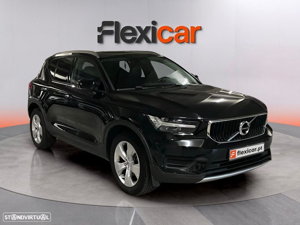 Volvo XC 40 1.5 T3 Momentum Plus - 1