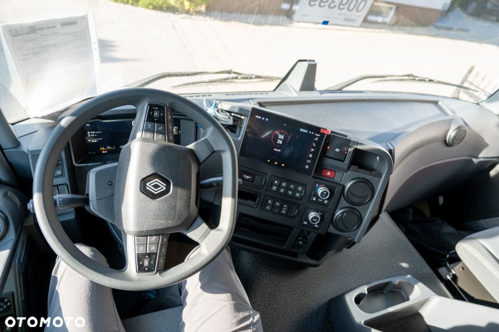 Renault K480 8x4 - 19