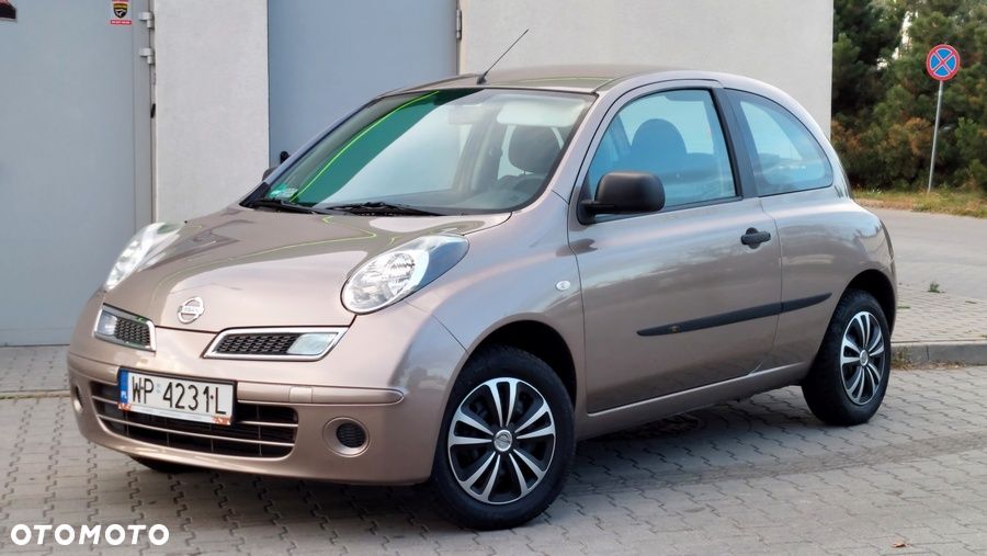 Nissan Micra - 2