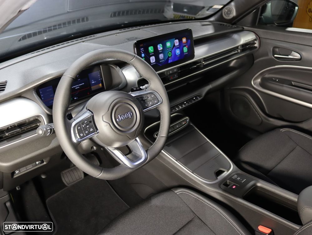 Jeep Avenger 1.2 e-Hybrid Altitude DCT - 8