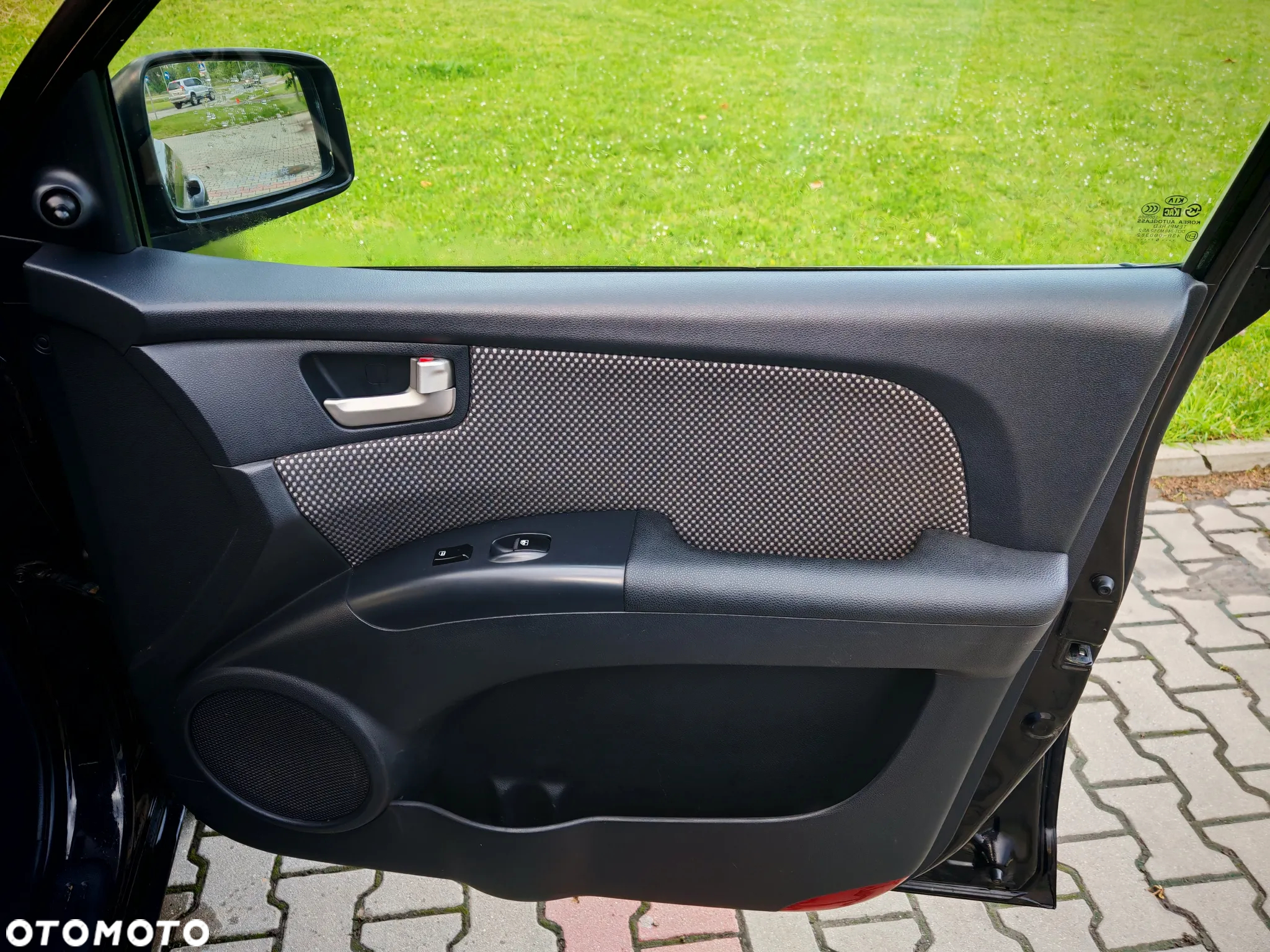 Kia Sportage - 10