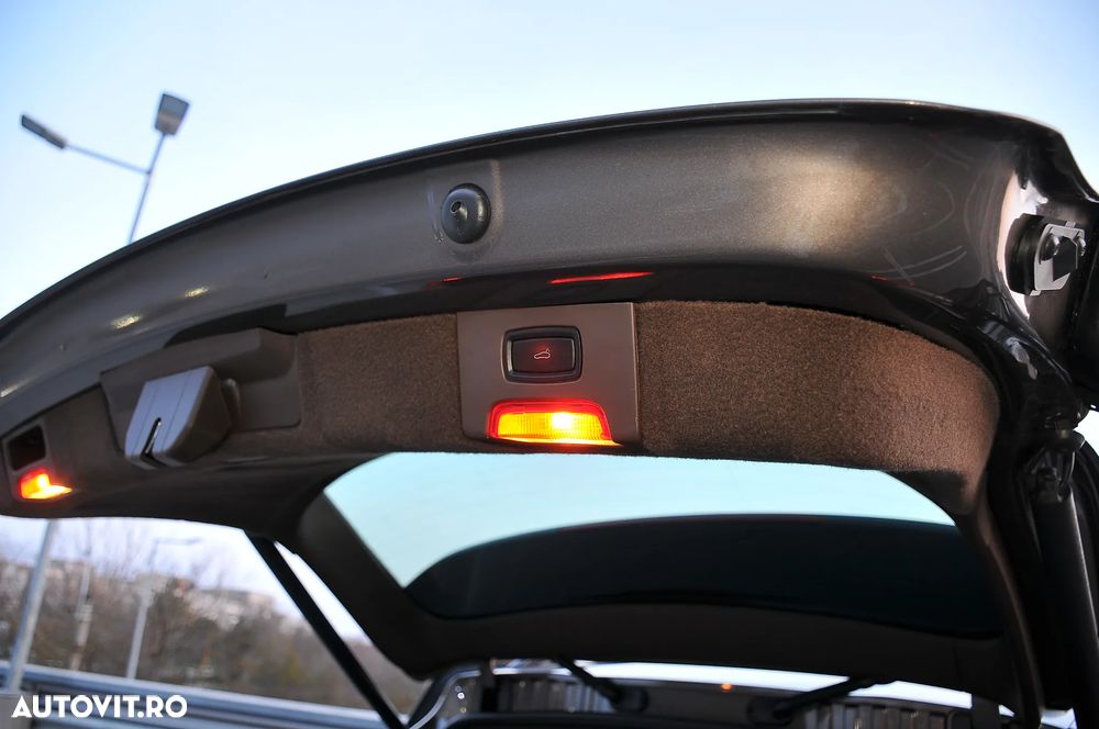 Porsche Cayenne - 28