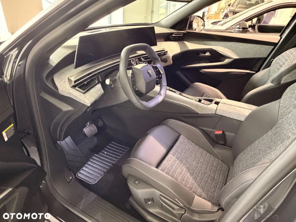 Peugeot 3008 1.2 PureTech mHEV Allure e-DCS6 - 8