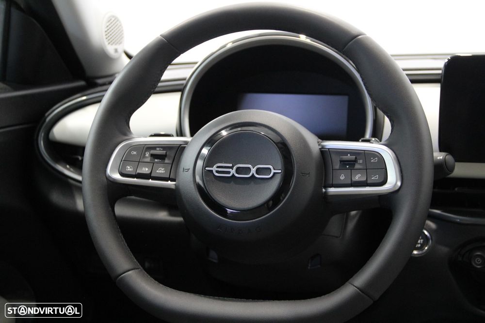 Fiat 600 1.2 Hybrid La Prima - 10
