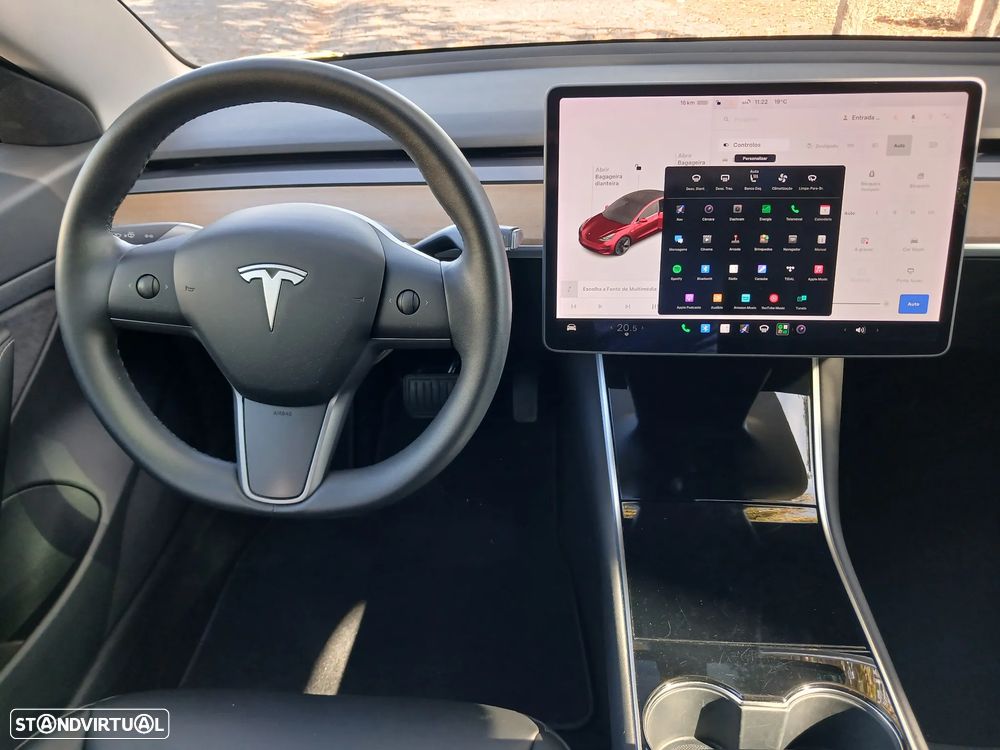Tesla Model 3 - 10