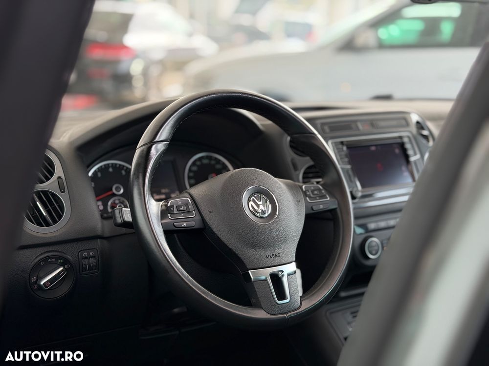 Volkswagen Tiguan 1.4 TSI BlueMotion Technology Sport & Style - 16