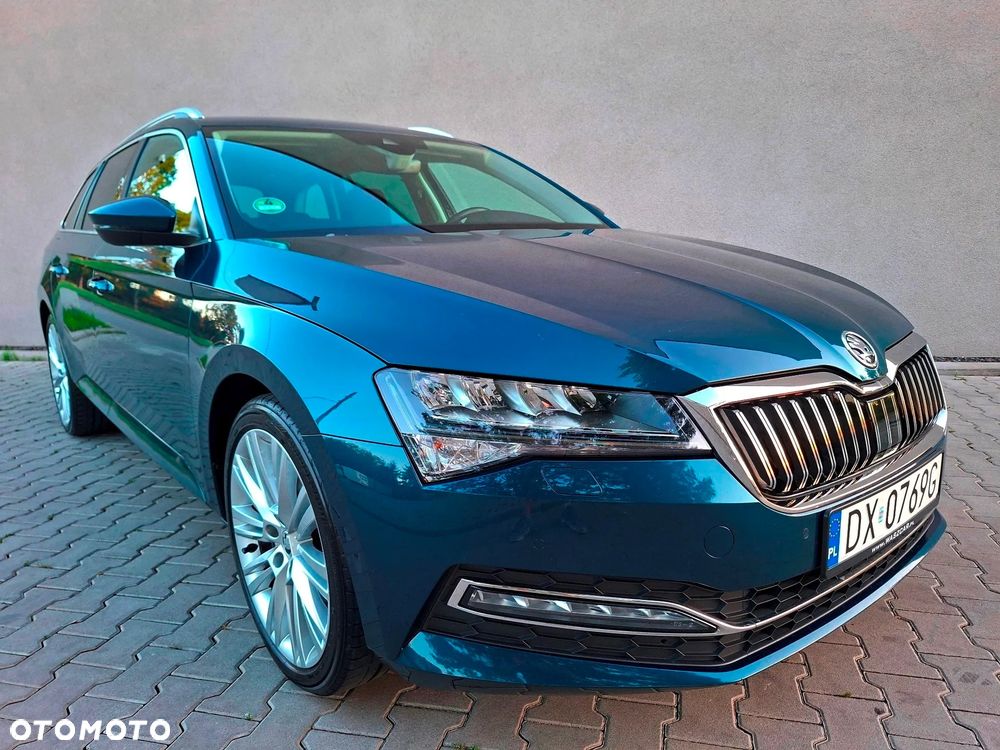 Skoda Superb 2.0 TDI DSG Premium Edition - 11