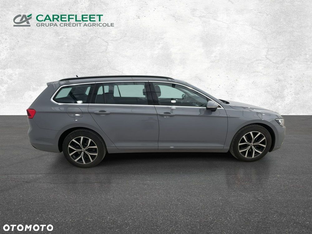 Volkswagen Passat - 5