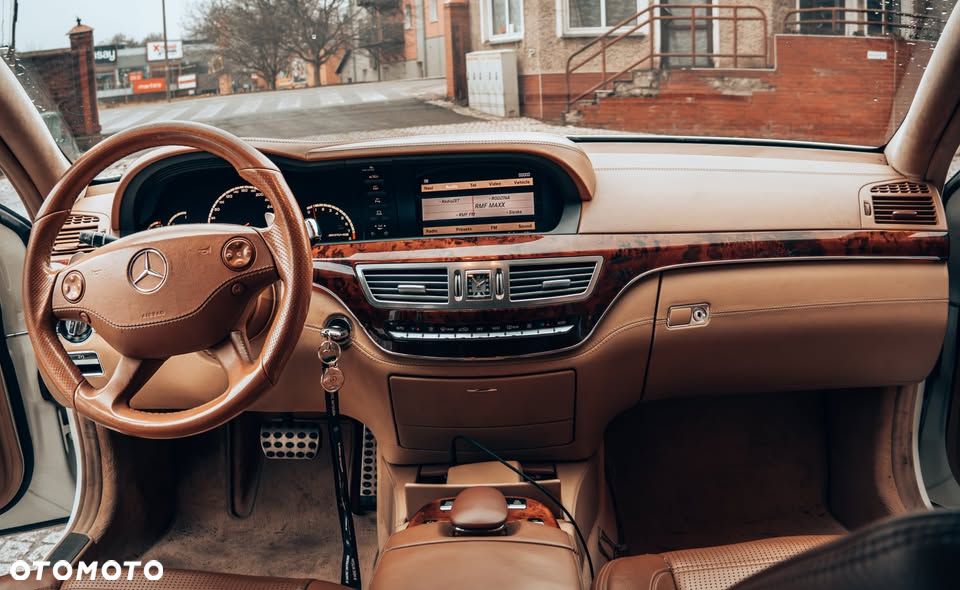 Mercedes-Benz Klasa S 63 AMG L 7G-TRONIC - 14