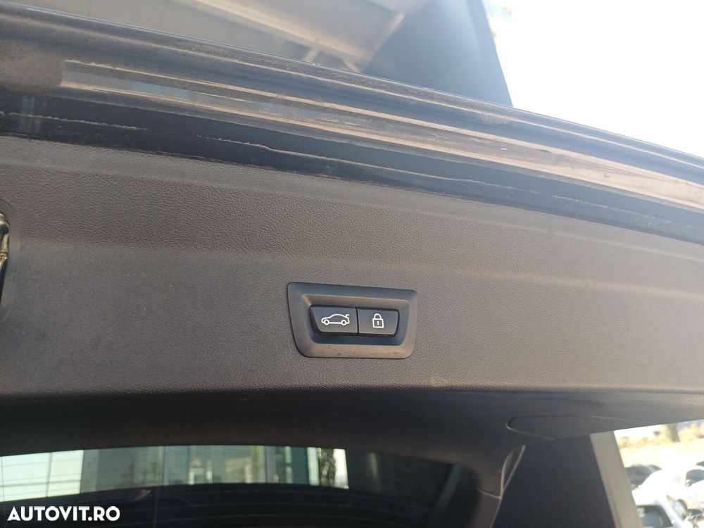 BMW X3 xDrive20d AT Luxury Line - 27