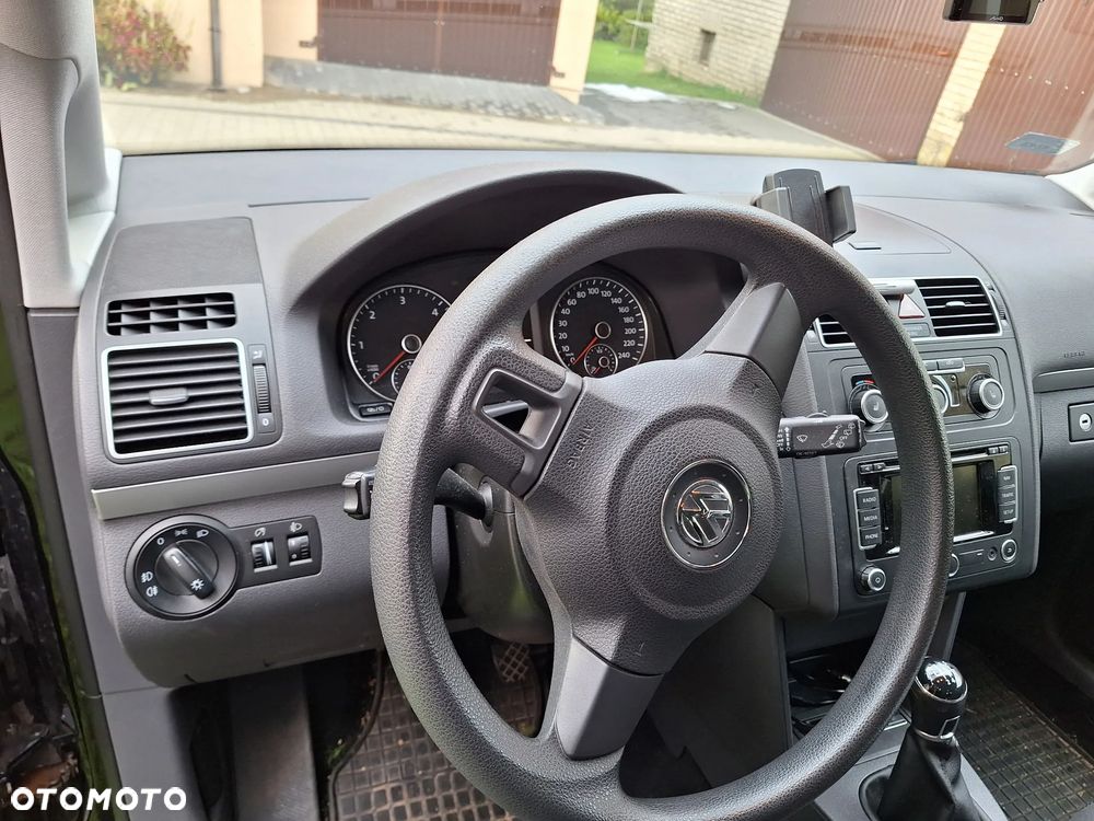Volkswagen Touran - 7
