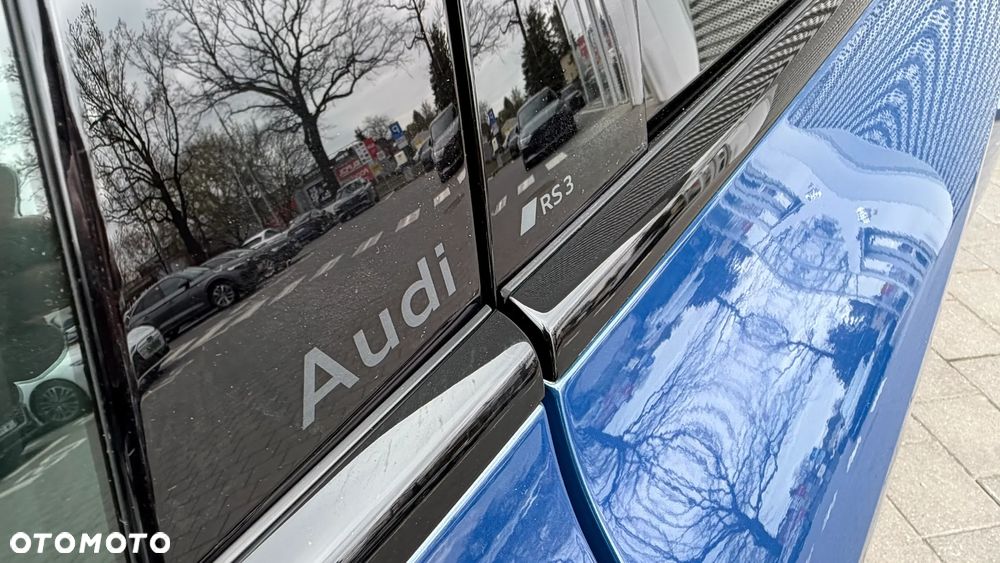 Audi RS3 Limousine - 8