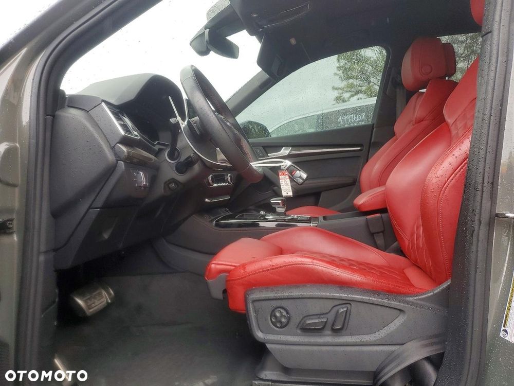 Audi SQ5 - 7