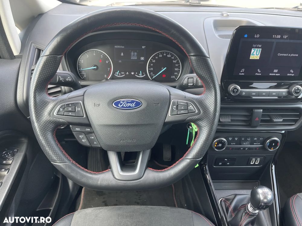 Ford EcoSport - 24