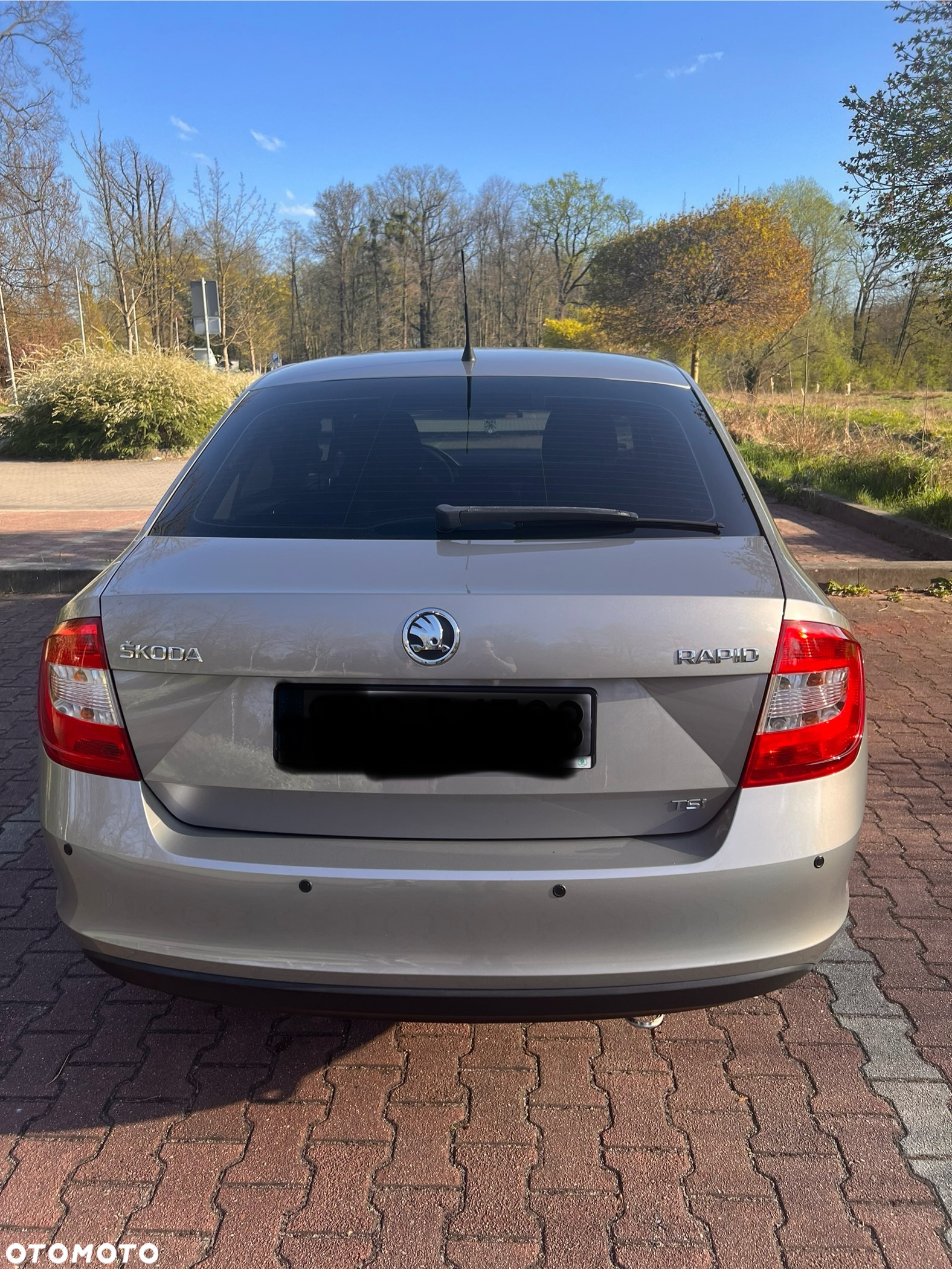 Skoda RAPID 1.2 TSI Active - 6
