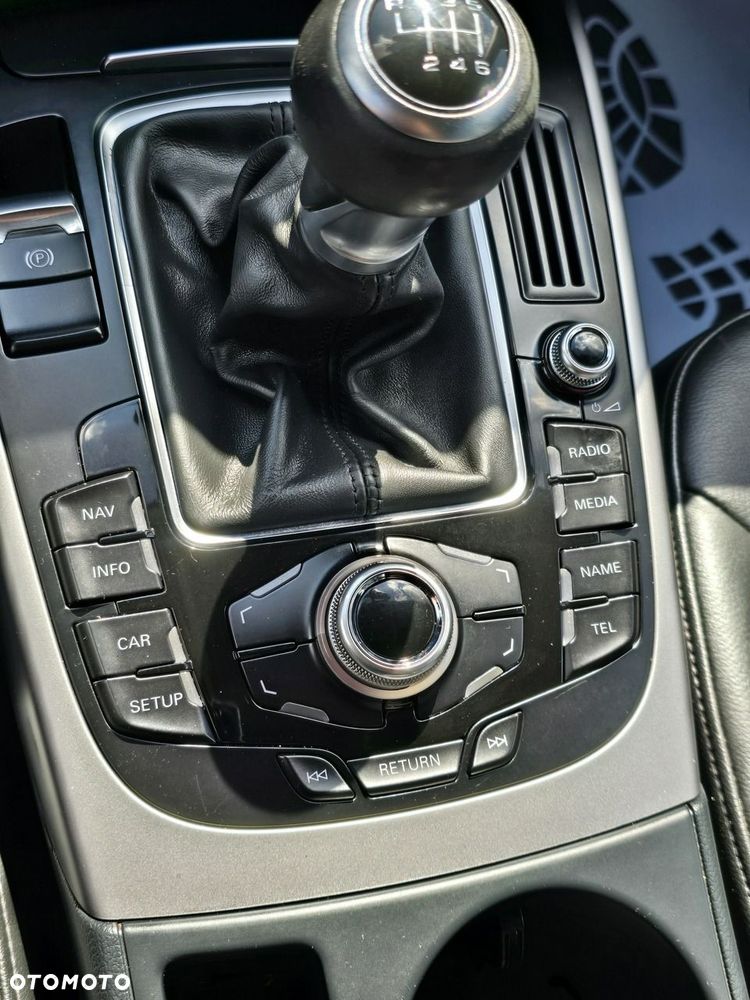 Audi A4 Avant - 25