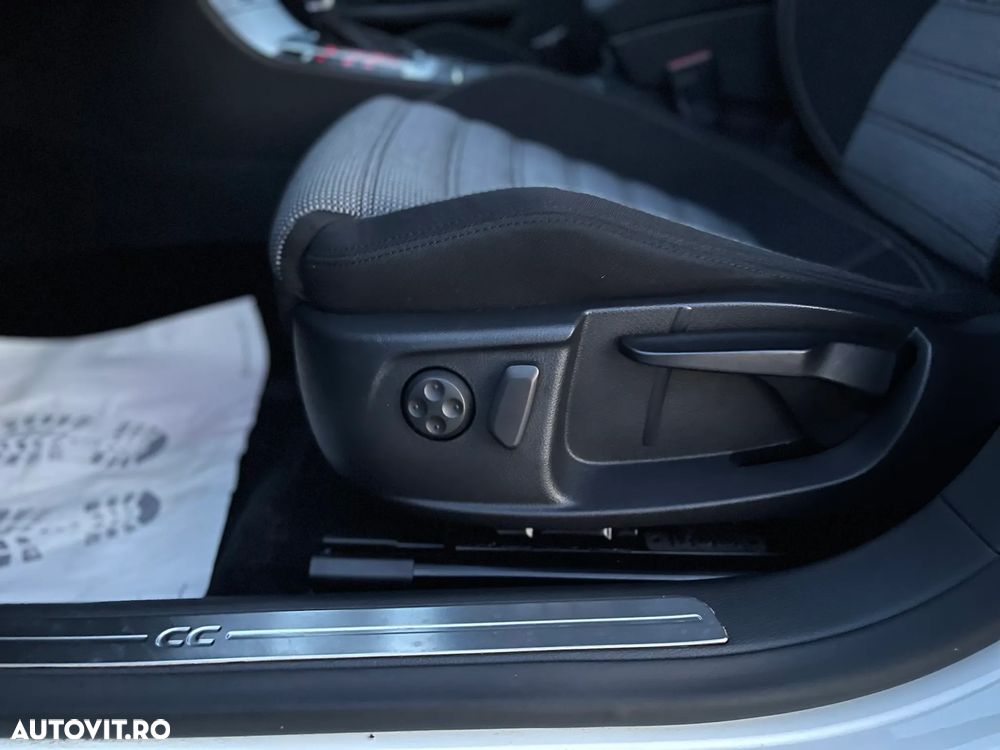 Volkswagen Passat CC 2.0 TDI DSG - 11