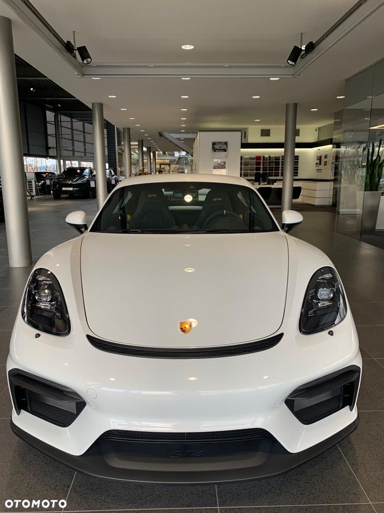 Porsche 718 Cayman - 1