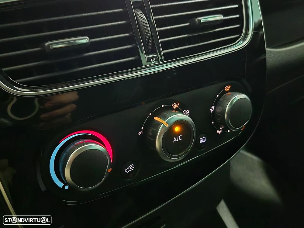 Renault Clio 0.9 TCE Limited - 13