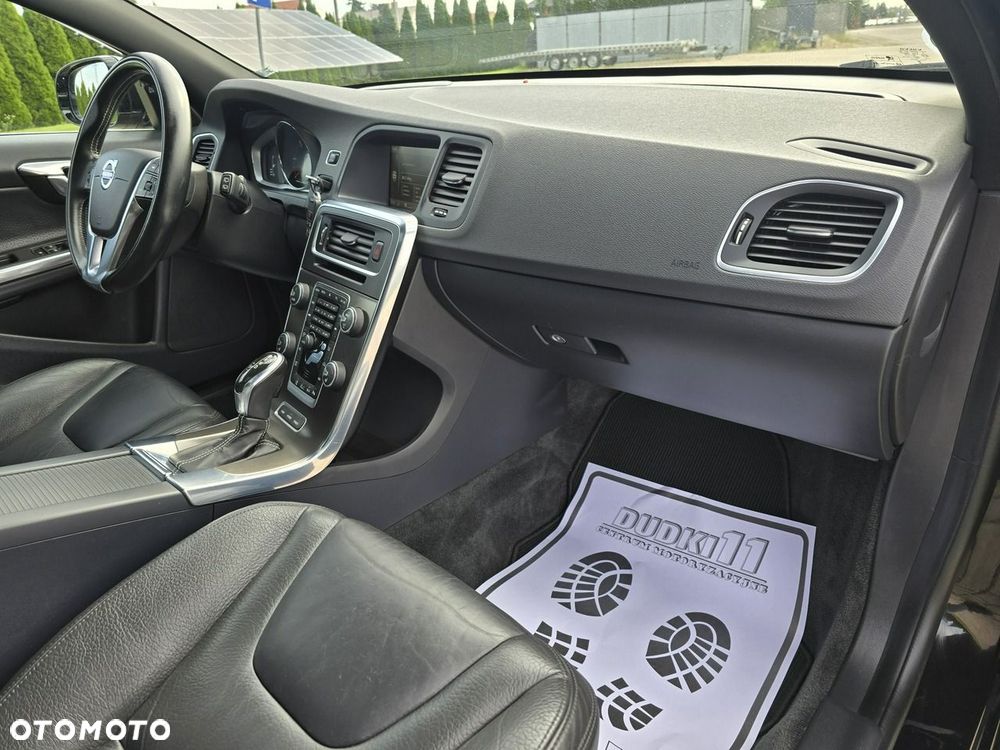 Volvo V60 - 30