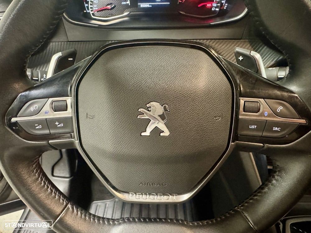 Peugeot 2008 1.2 PureTech Active Pack EAT8 - 12