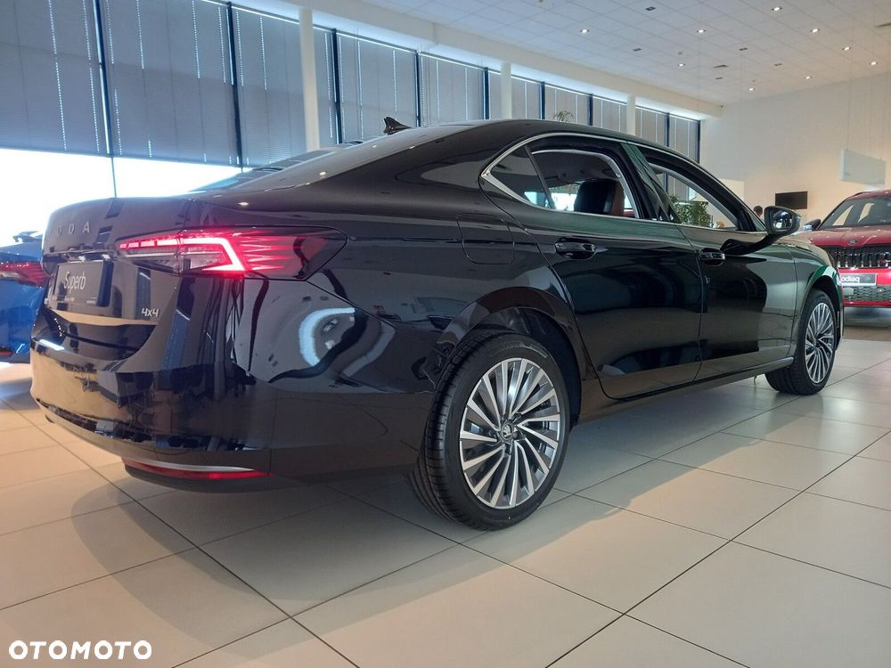 Skoda Superb 2.0 TDI SCR 4x4 L&K DSG - 4
