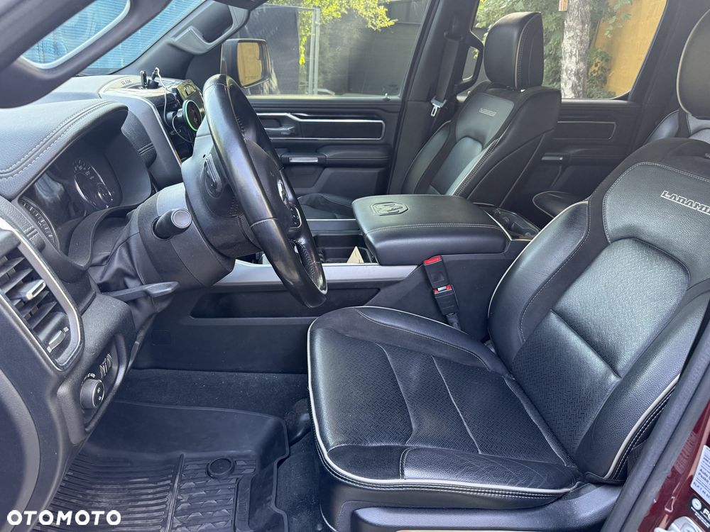 RAM 1500 Crew Cab Laramie - 12