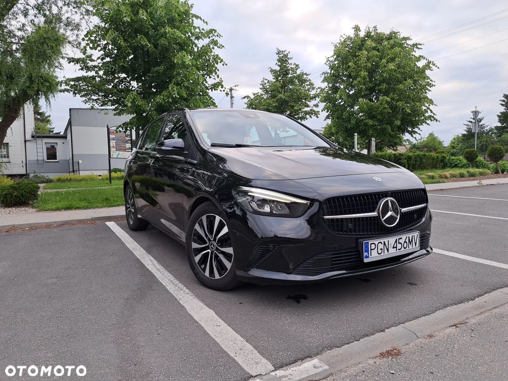 Mercedes-Benz Klasa B 180 d 8G-DCT - 13
