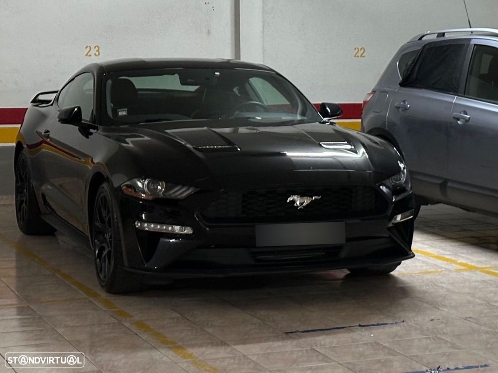 Ford Mustang 2.3 Eco Boost Aut. - 3