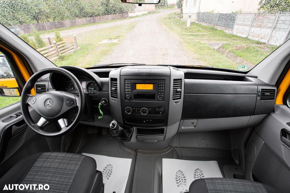 Mercedes-Benz Sprinter - 37