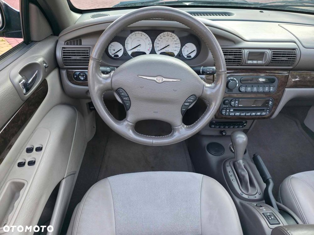 Chrysler Sebring - 6